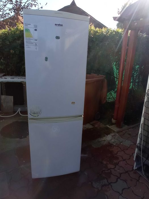 Vând frigidere și lada congelare ,500kg