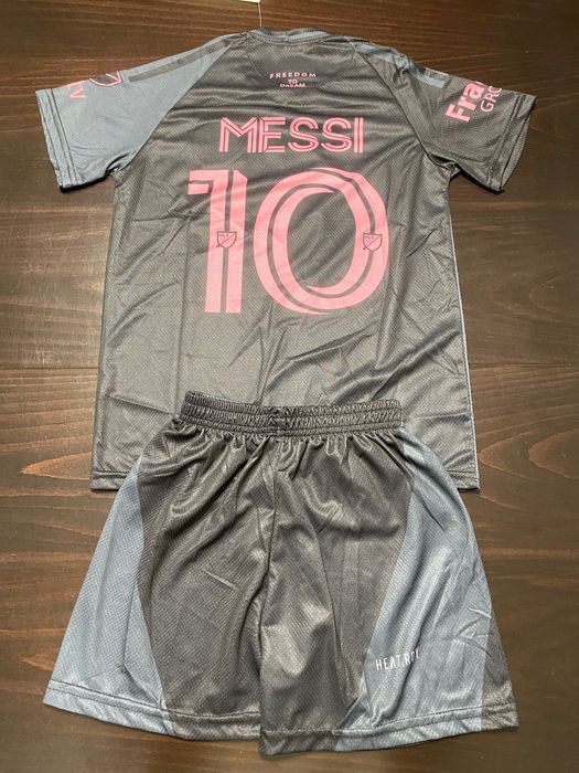 Детски футболни екипи No 10