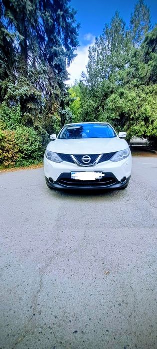 Продам Nissan qashgai 2014