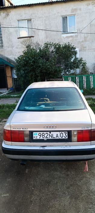 Продам ауди 100 с4