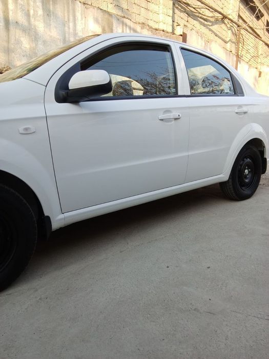 Srocno nexia 3 sotiladi