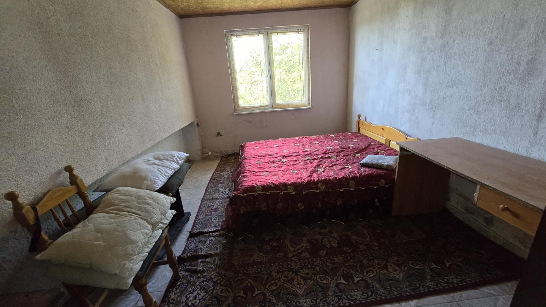 Етаж от къща в район Левски!