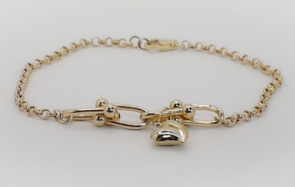 Brățară din aur de 14k cu accesoriu in formă de inimă!