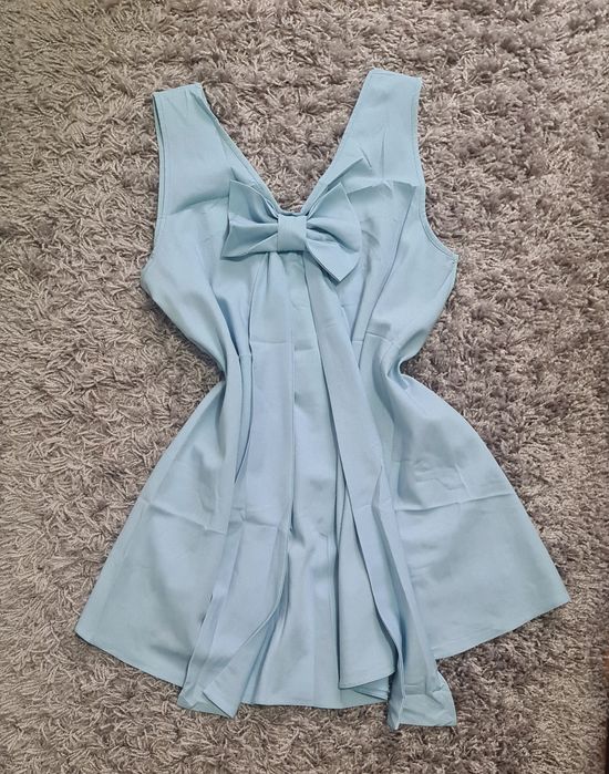 Vând rochie de ocazie bleu mărime 40-48