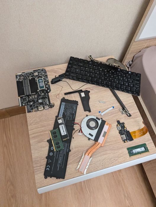 Запчасти на chuwi corebook x