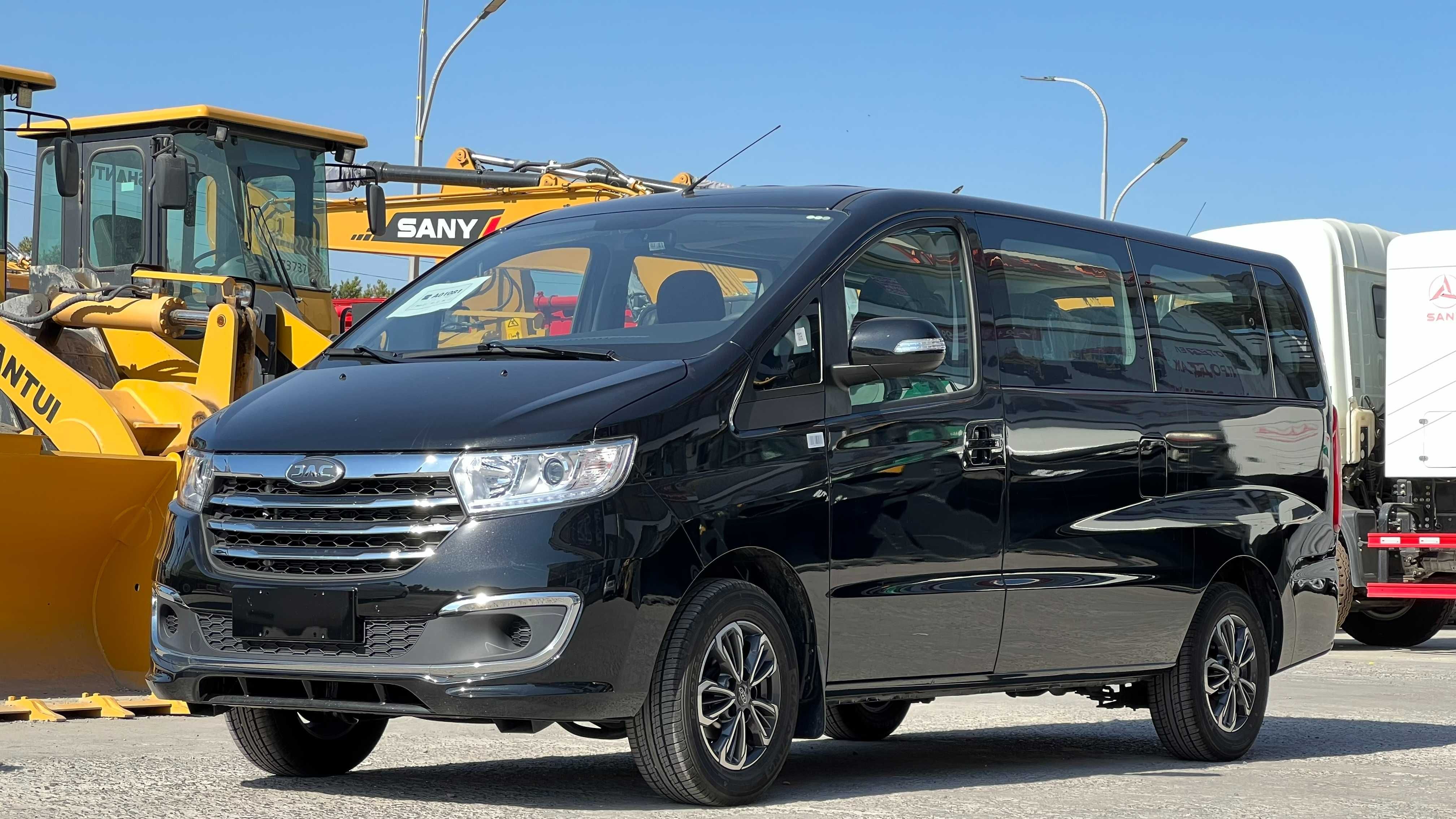 JAC M 3 madelimiz Jizzax shaxrida joylashgan China Motors salonimizda