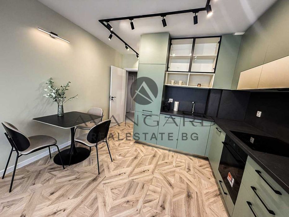 Продава се Двустаен апартамент в Пловдив, Тракия - 75 кв.м за 2132 €/кв.м - Снимка #5