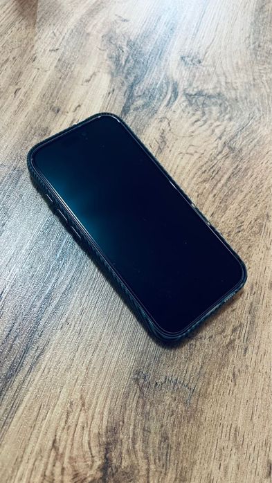 Iphone 16 Pro 256 gb серебристого цвета, идеальное состояние!