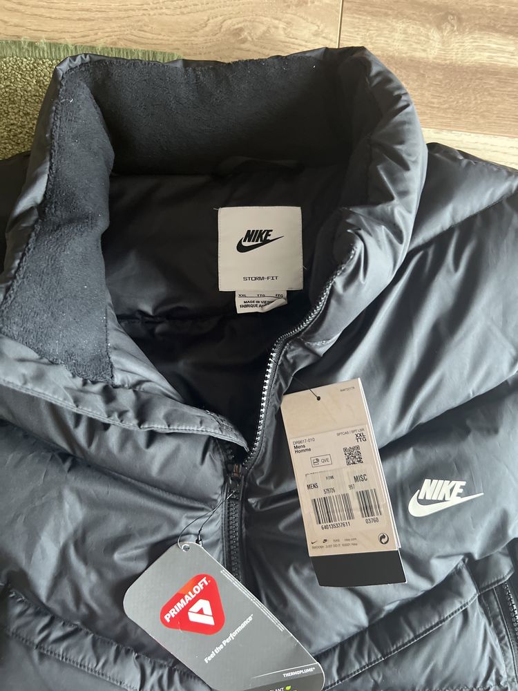 Vesta nike marimea XXL