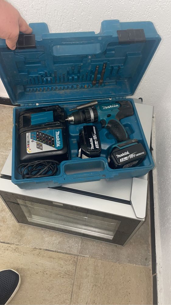 Makita autofiletanta completa