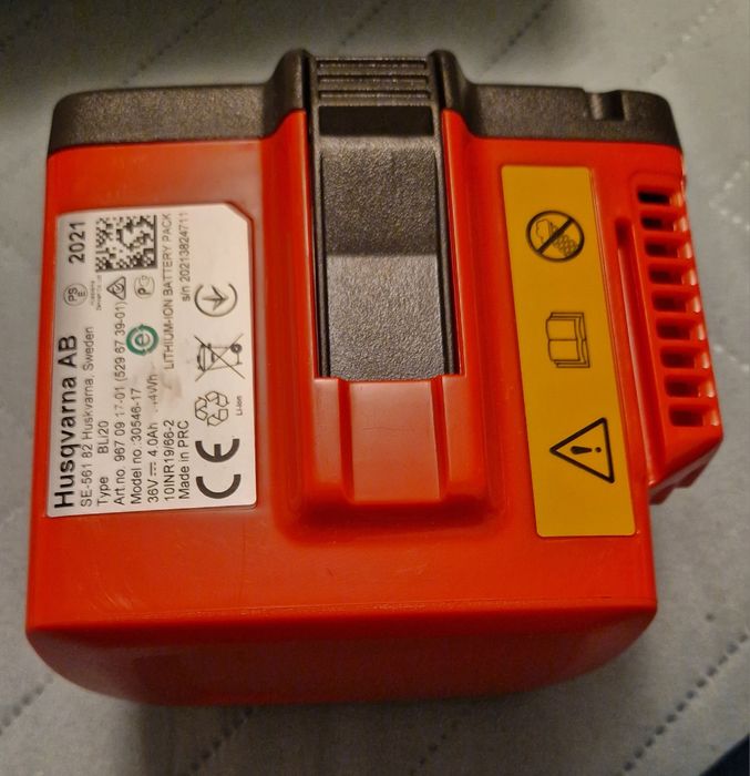 Carcasa acumulator Husqvarna BLi20