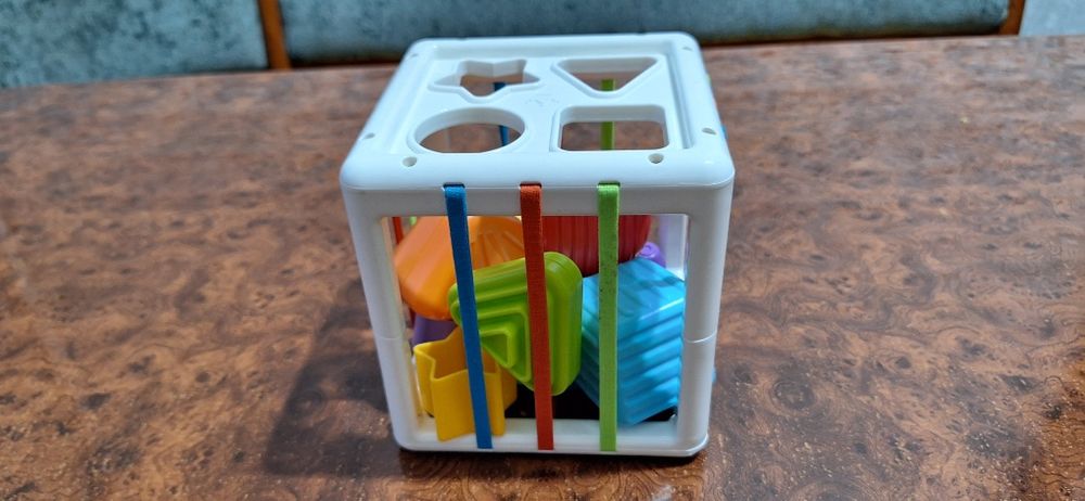 Игрушка Сортер с фигурами