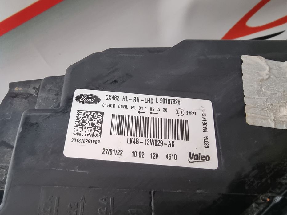 Far dreapta halogen led Ford Kuga dupa 2019 cod LV4B-13W029-AK
