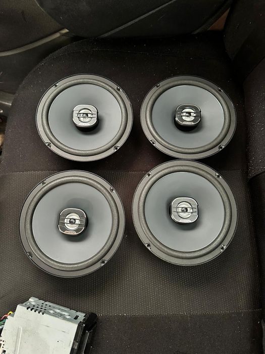 Player Kenwood + 4 boxe Hertz
