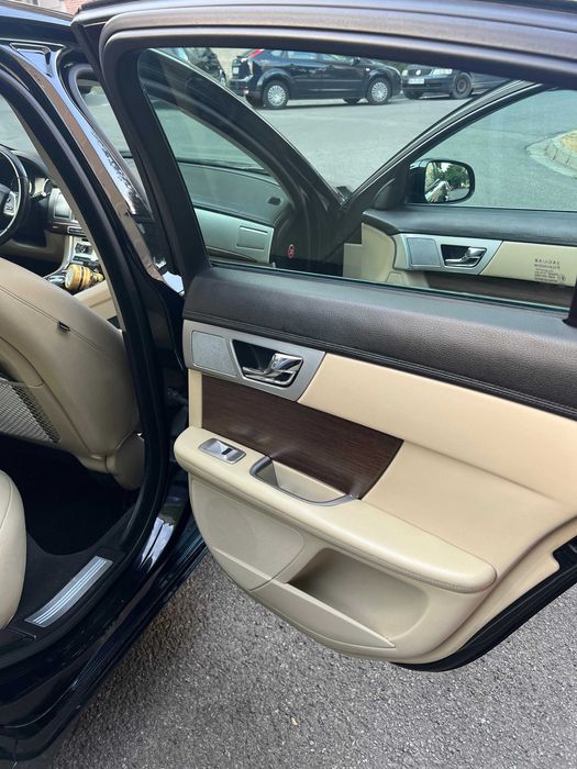 Jaguar XF 2013 2.2 Diesel