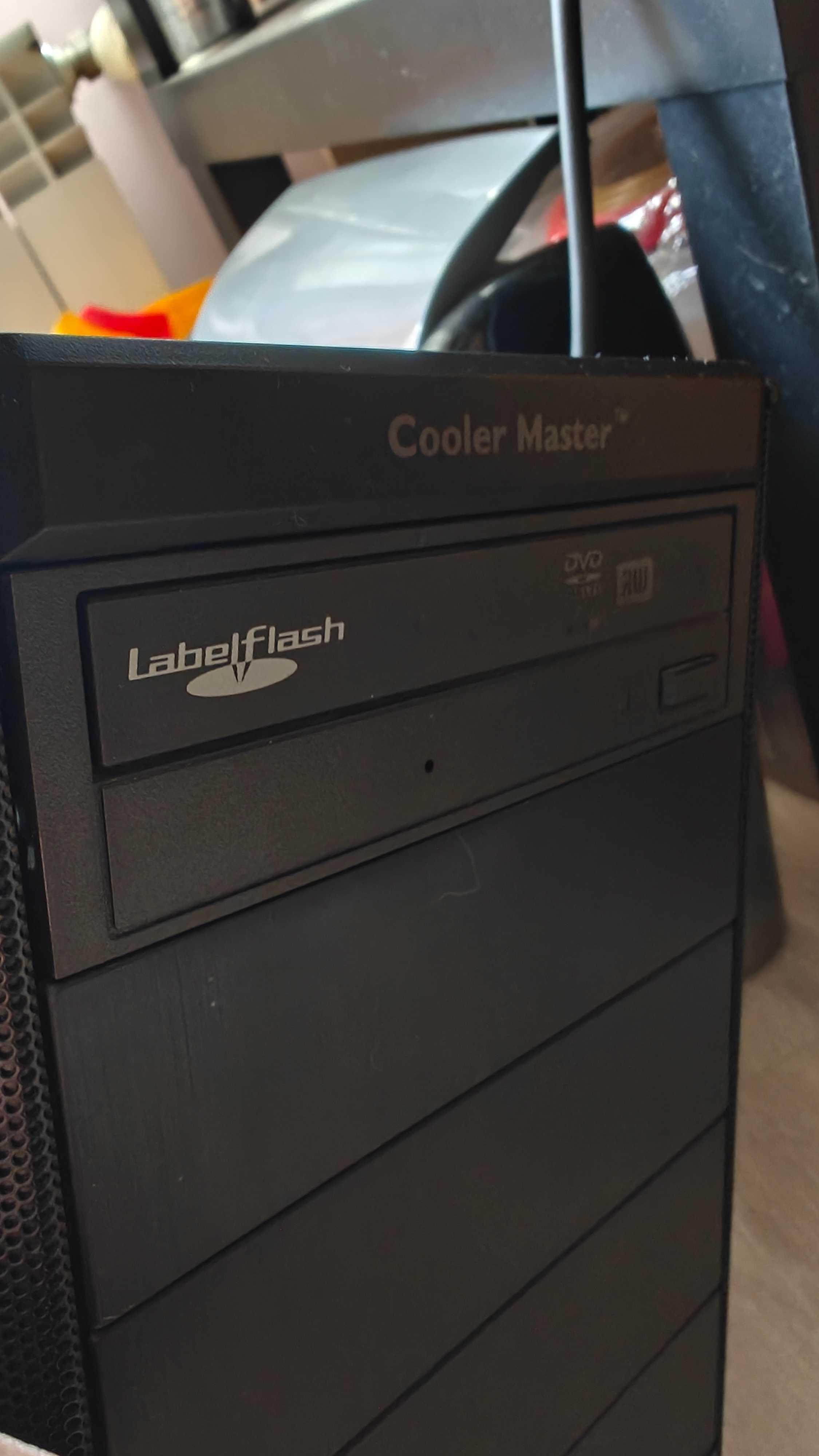 Настолен компютър; Coolermaster; Core Duo E8400; GTX260; 8GB RAM; 550W