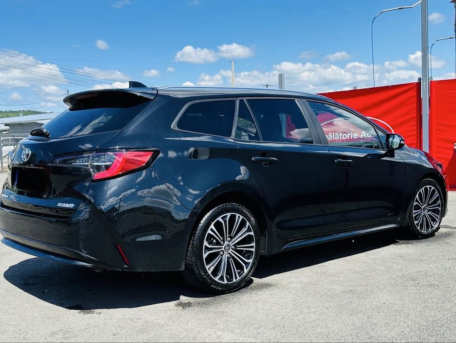 Flota Bolt , inchiriem masini corrolla hibrid 1.8 Cluj Napoca