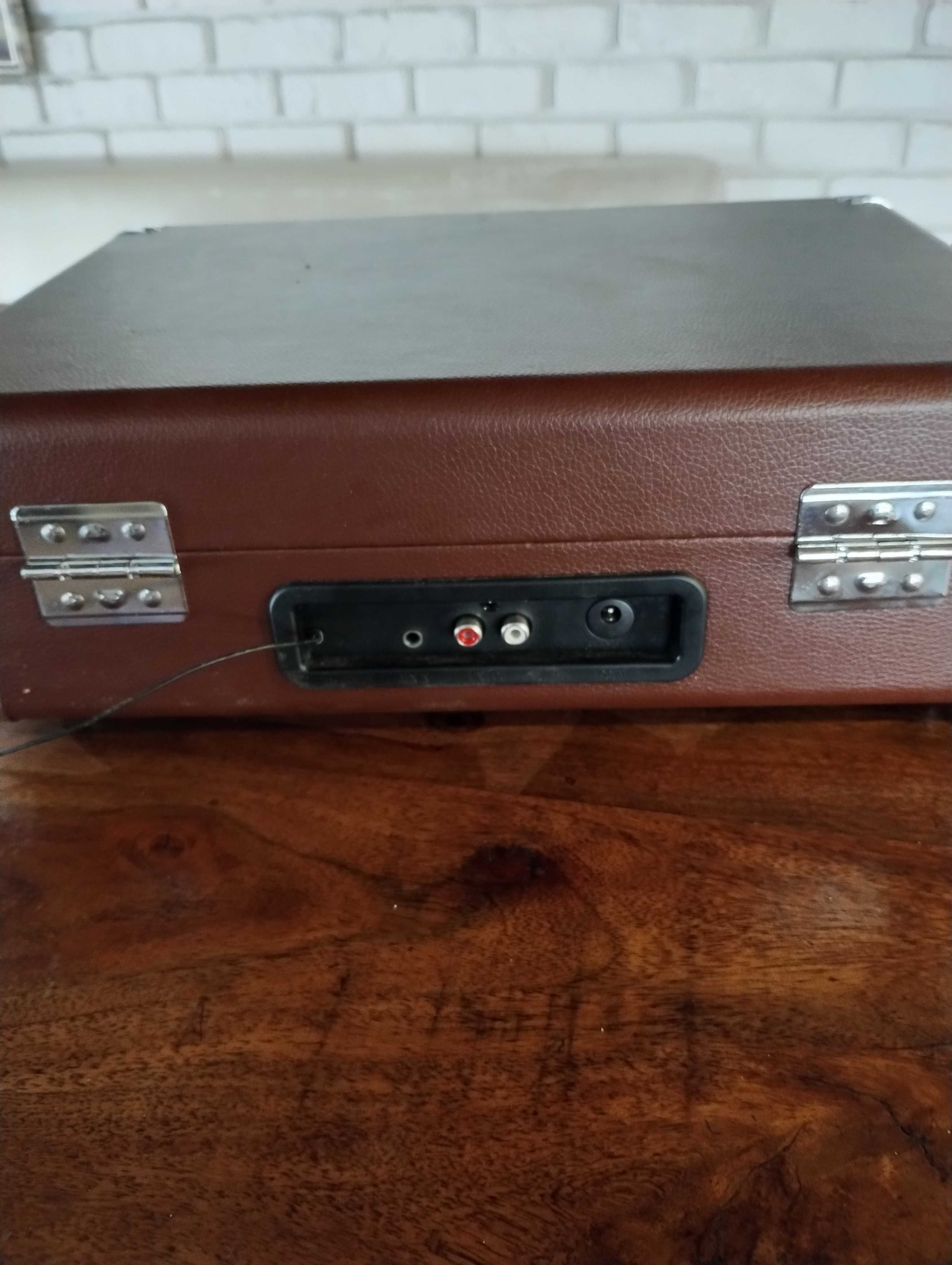 Грамофон, Bluetooth 33/45/78 RPM,запис от винил към MP3,,USB 3.5мм