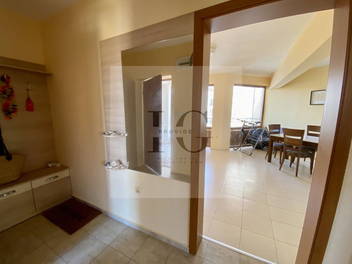 Продава се Двустаен апартамент в к.к. Слънчев бряг - 84 кв.м за 1067 €/кв.м - Снимка #2