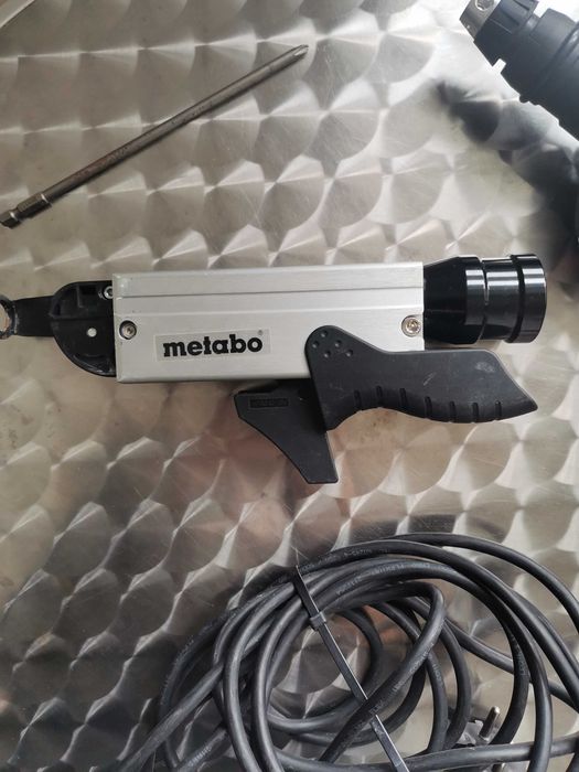 Masina de insurubat Metabo SE6000 + Metabo SM5-55 magazie de suruburi