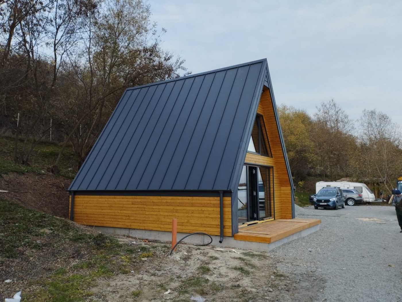 Cabana stil A-Frame, casa, terase si foisoare din structura de lemn