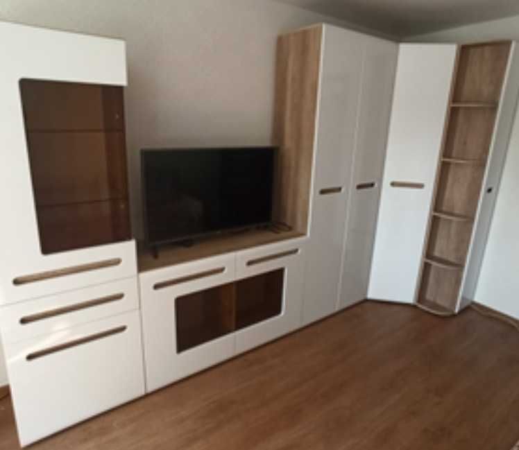 Гостиные в ассортименте .