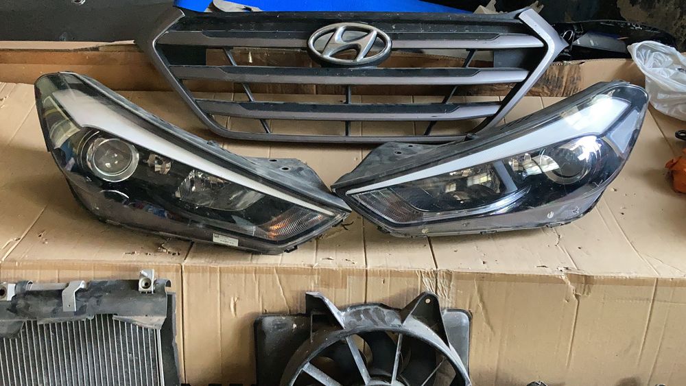 Faruri Far Hyundai Tucson 3 2016 - 2018 grila