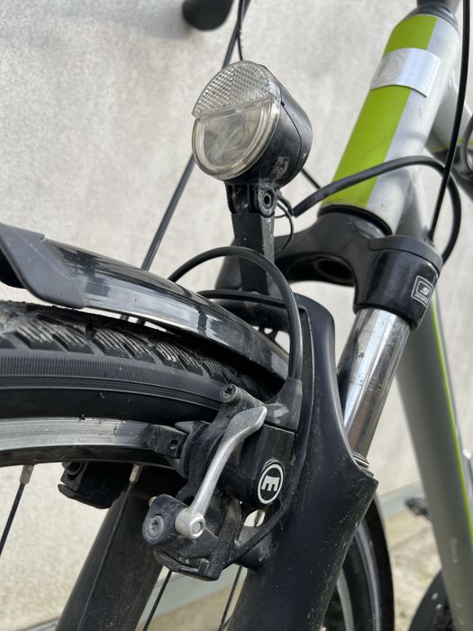 Bicicleta Univega R28 Frane hidraulice 8x3 viteze