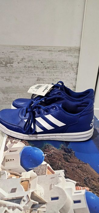 Маратонки adidas