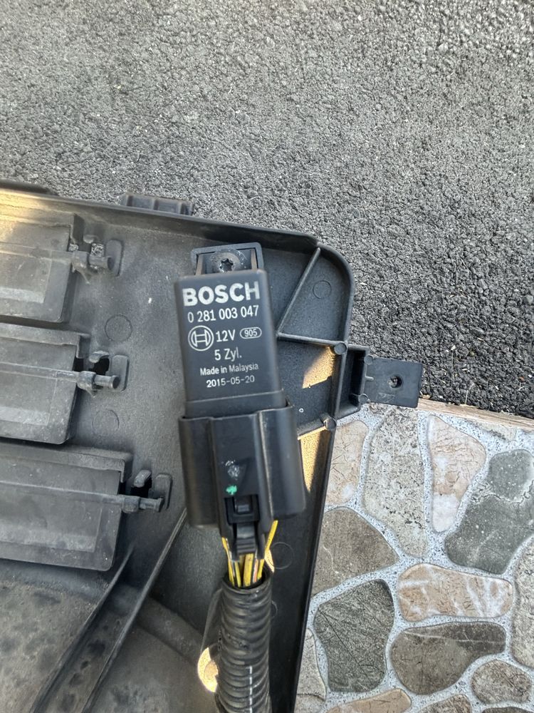 Vând kit răcire Volvo xc60, ventilatoare, releu, și modulul de comandă