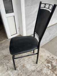 Продаются стулья для учебных центров кафе  металлические мягкие 19 шт