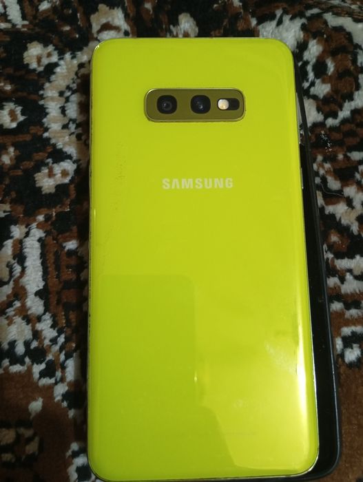 Samsung Galaxy S10e