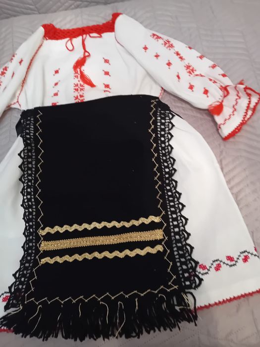 Vand costum popular 3-4 ani