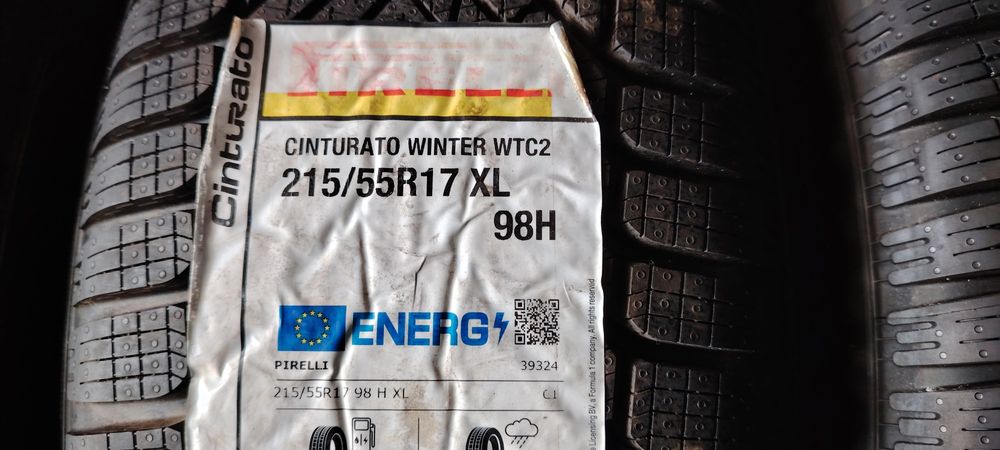 215 55 R17 Pirelli Cinturato winter