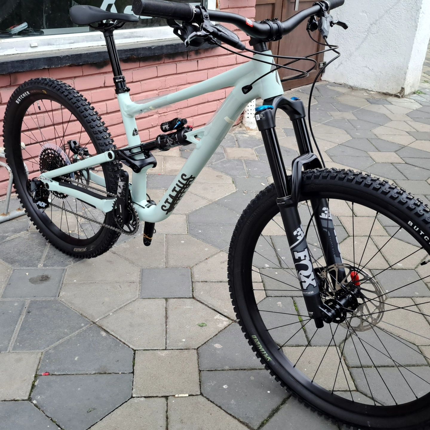 Specialized status 160 full suspension Fox 36 sram 1x12