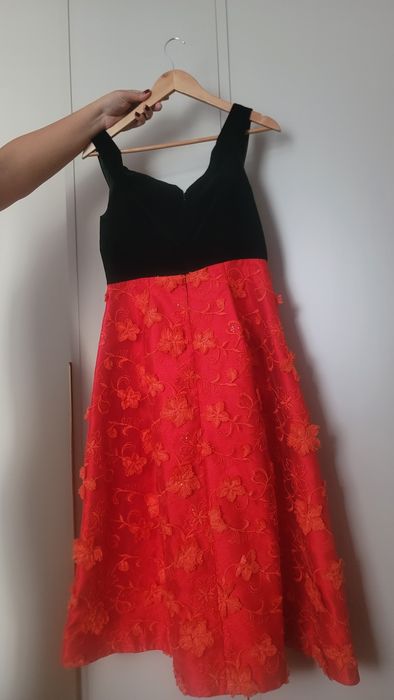 Платье носили пару раз как новое