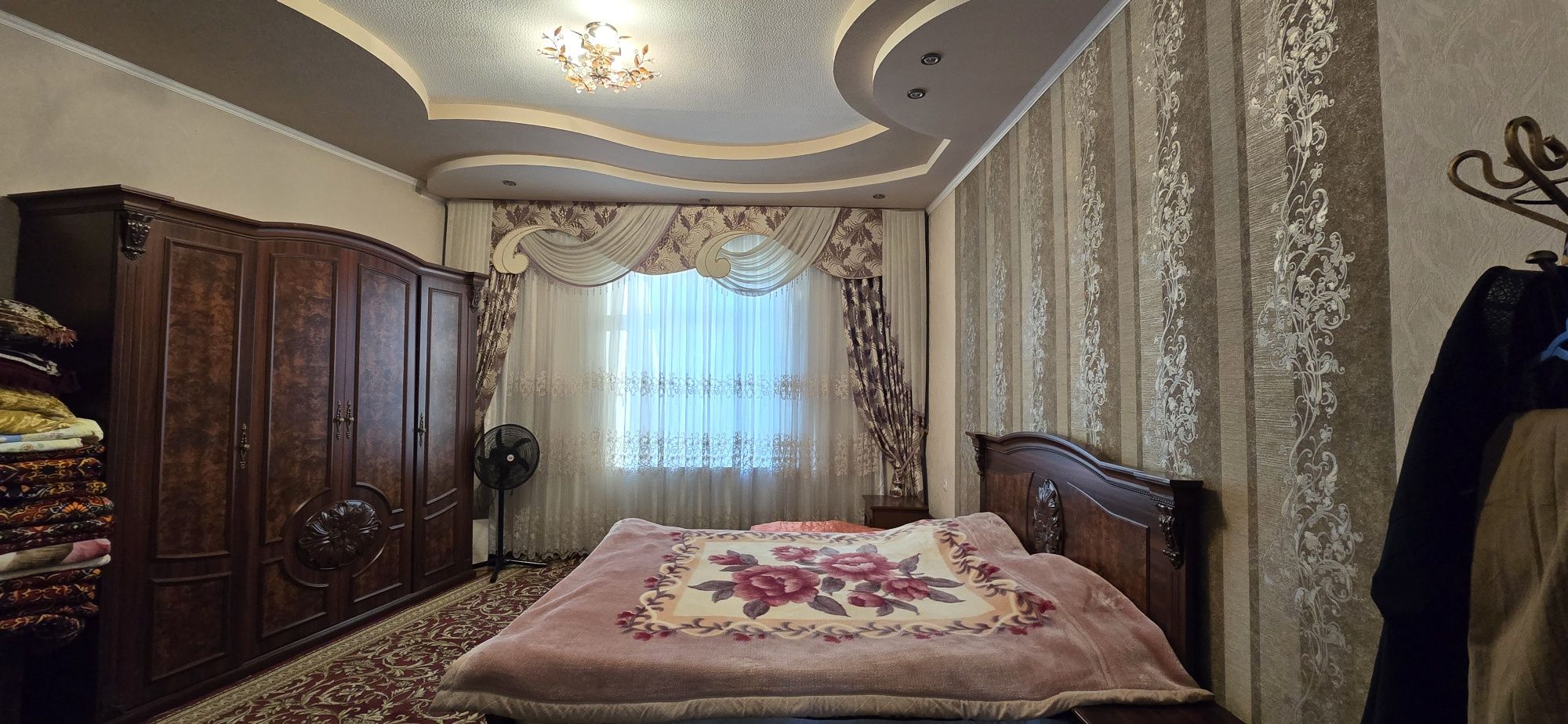 Srochno Sergeli moshina bozor ro'parasi mahalla 3 sotok hovli sotiladi