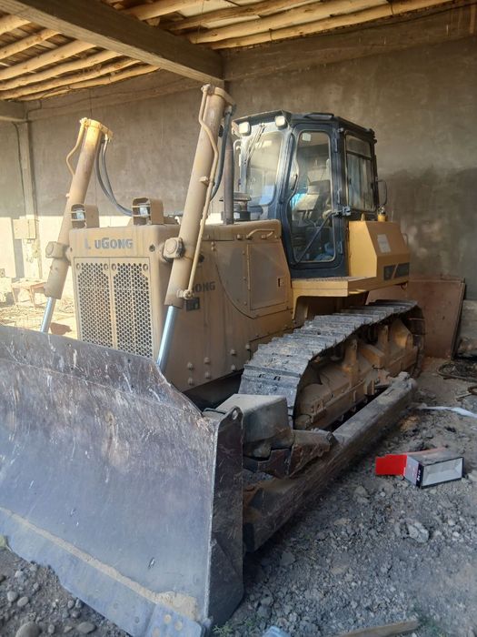 Ekskavatir va buldozer xizmati