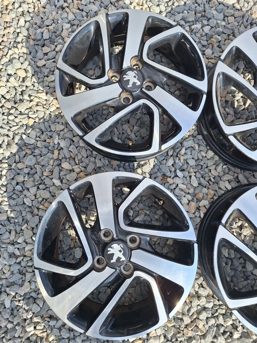 4x100..15цола.4.5j ET35 оригинални Пежо