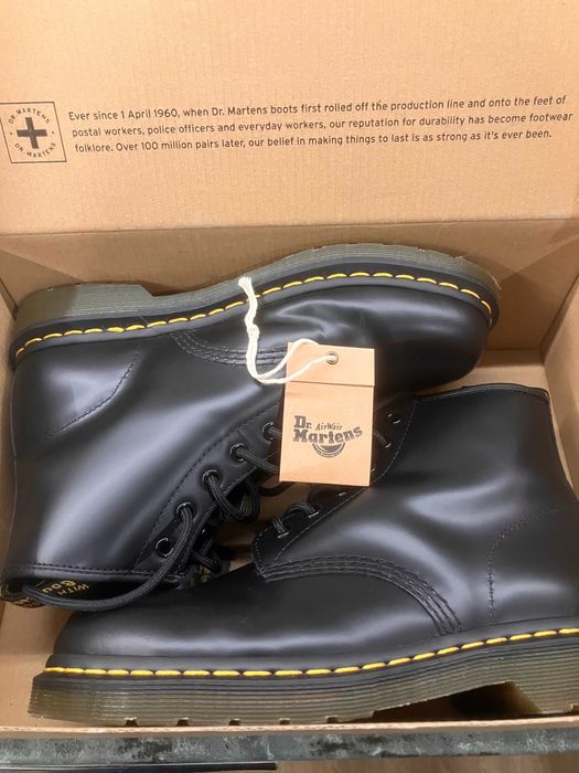 Обувки Dr. Martens