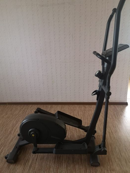Продам эллиптический тренажёр