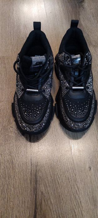 Сникърси Steve Madden