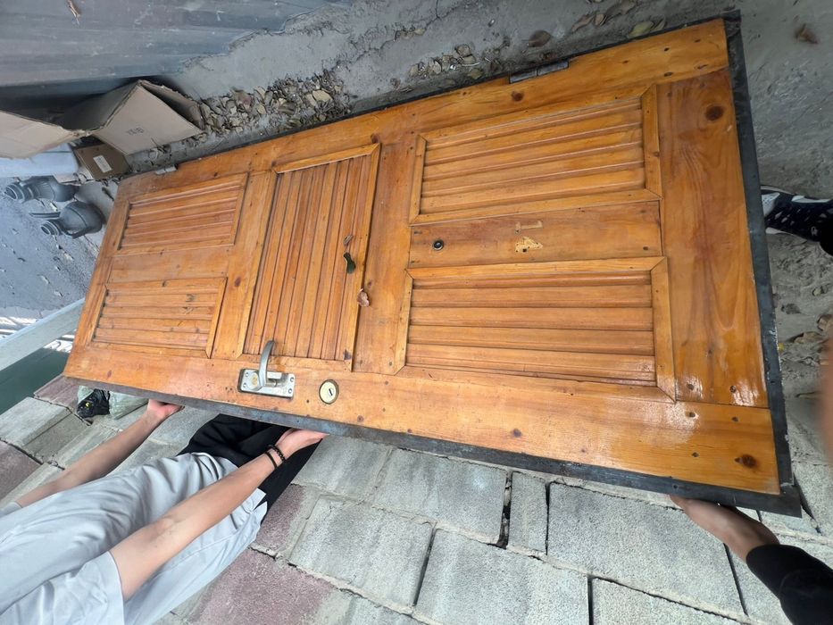 Дверь наружная хорошое состояние