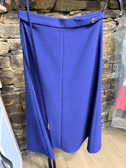 Елегантна пола Elisabetta Franchi-до глезена размер 40(S-XS) 130лв.