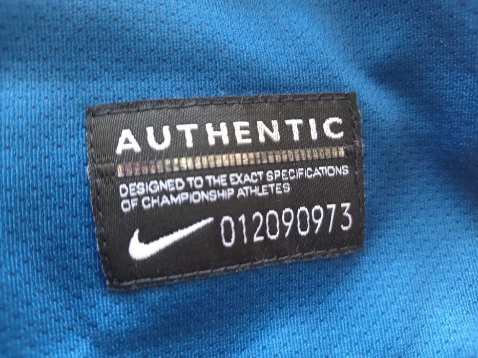 Продаётся спортивная футболка