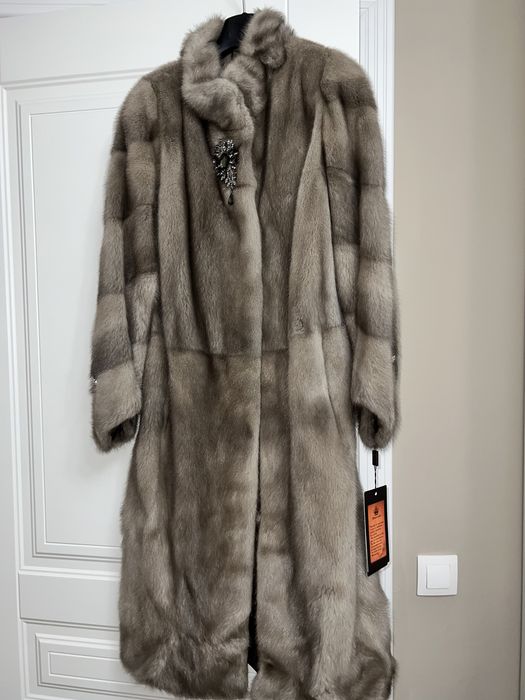 Норковая шуба НОВАЯ 42рр