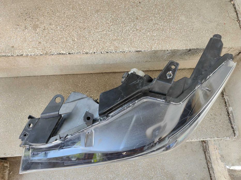 Фар Mazda CX5 17-22 г. LED ляв / Фар Мазда ЦХ5 Оригинален