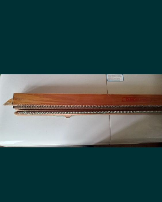 Вязальная машинка.