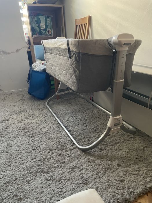 Next to me кошара