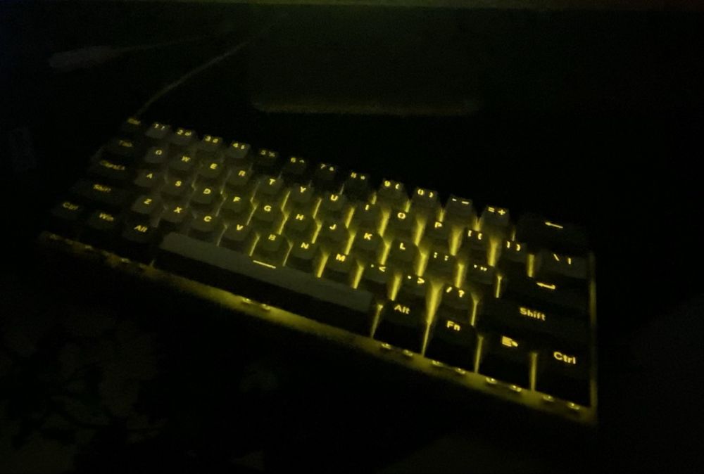 продам клавиатуру